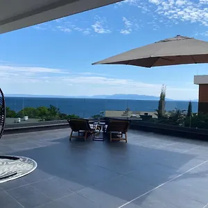 https://sea-view-deluxe-apartment.primorje-gorskikotar.com